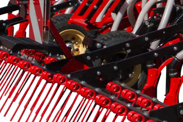 Depth control wheels in central part of the seeding equipment